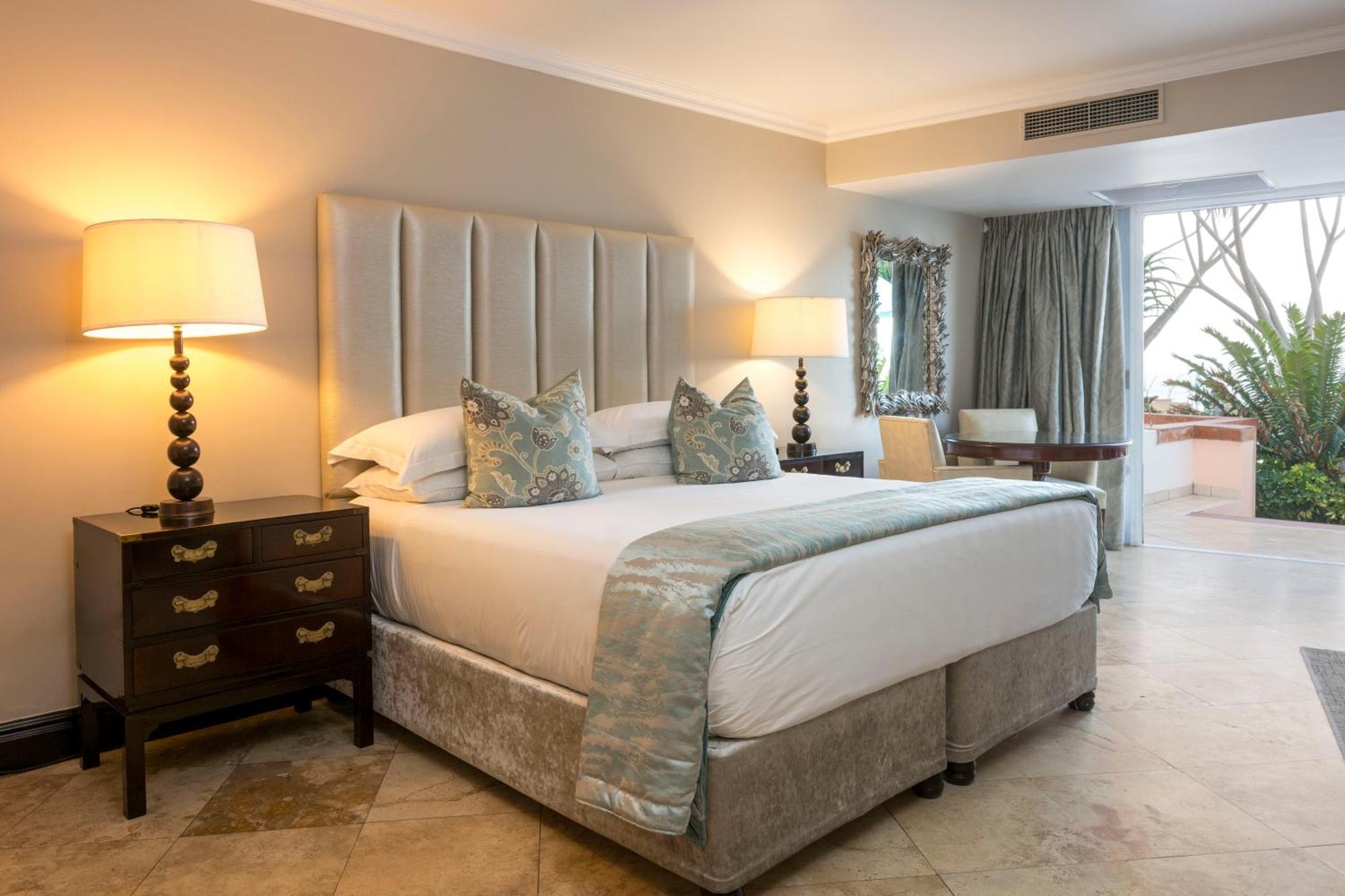 เบเวอร์ลี ฮิลล์ Hotel เดอร์บัน ภายนอก รูปภาพ A bedroom at the hotel