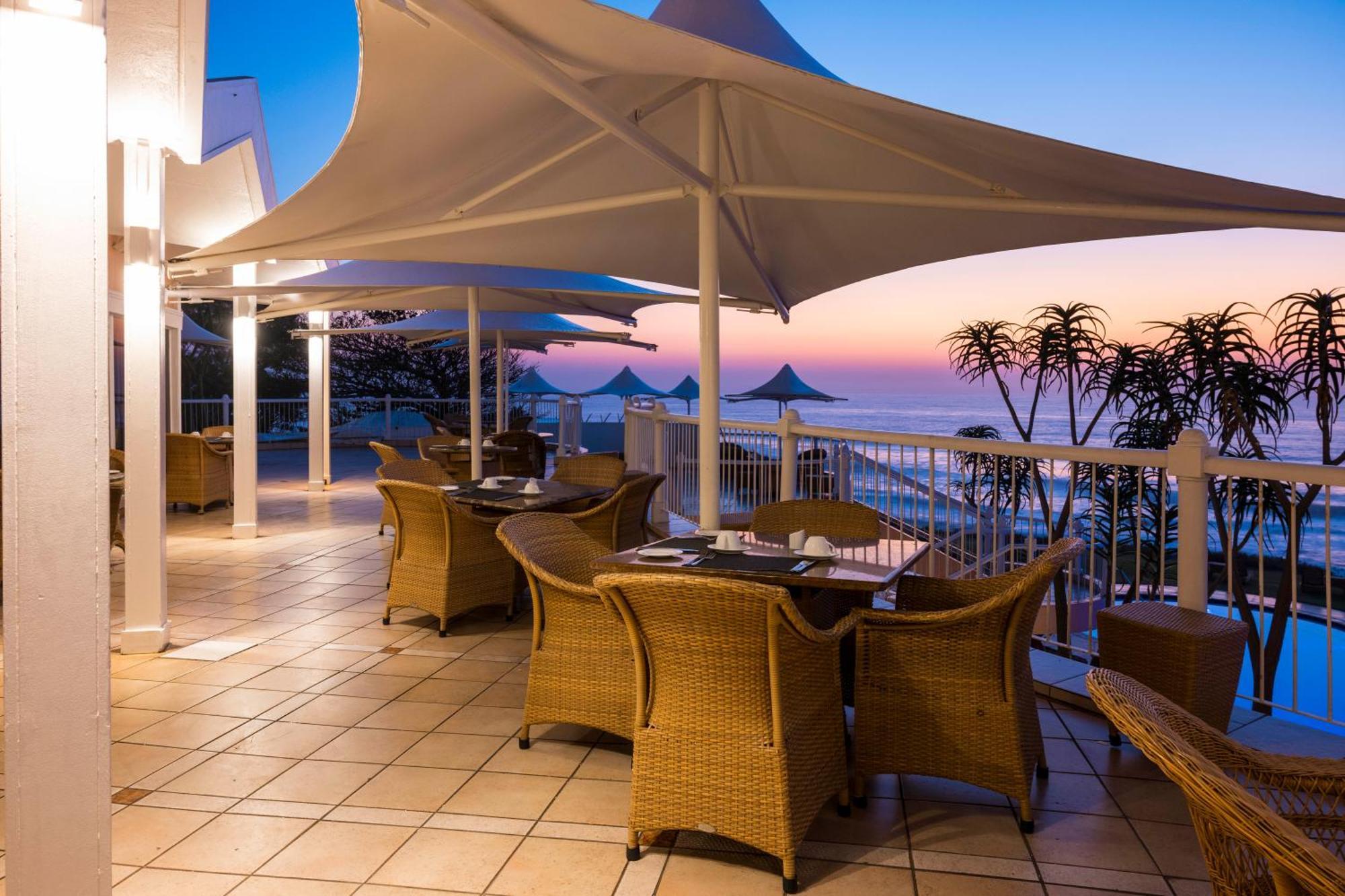 เบเวอร์ลี ฮิลล์ Hotel เดอร์บัน ภายนอก รูปภาพ The Deck